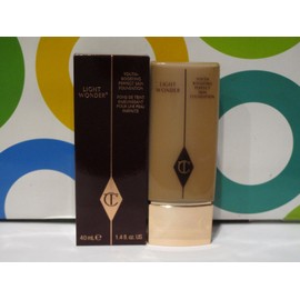 ~ CHARLOTTE TILBURY ~ CHARLOTTE TILBURY ~ LIGHT WONDER DREAM SKIN FOUNDATION ~ # 10 DARK ~ BOXED
