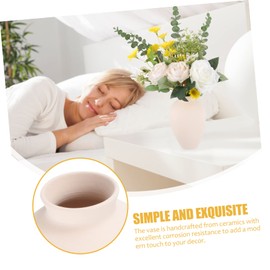 ULTECHNOVO Modern White Ceramic Flower Vase Nordic Style Desktop Decor for Dried Flowers Bouquets for Bookshelf Table Centerpiece Aesthetic Home Decoration