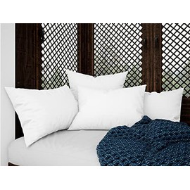 Roosnam&Aifar Smooth&Soft PolyCotton Housewife Pillowcases Pair 2 Pack of Standard Pillow cases 50x75 cm, Soft Breathable Wrinkle and Fade Resistant (Standard Pillowcases) (White)