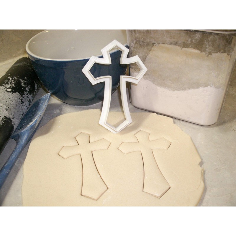 POINTED PASSION CROSS EASTER COOKIE CUTTER MADE IN USA PR469