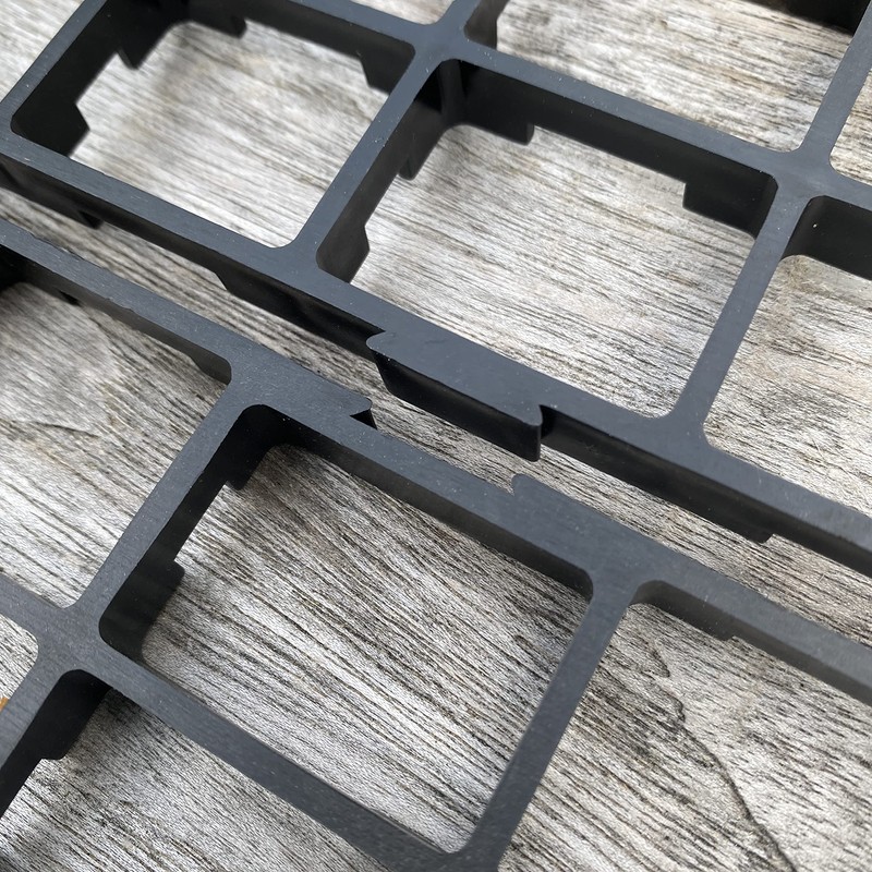 Selections Interlocking Growbag Mat for Improved Drainage (Pack of 8),