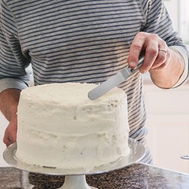 Set of 4 Angled Pallets Stainless Steel Scraper, Spatula for Decorating Cakes, Cakes, Pastries and Muffins Baking Cakes