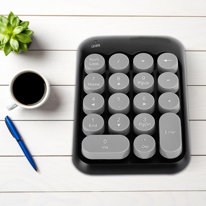 2.4G Wireless Keyboard Mini 18 Keys Numeric Keypad Comfortable Typing