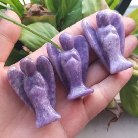 Manekieko Natural Purple Lepidolite Healing Crystal Prayer Guardian Angel Statue, 50 mm Carved Bag Palm Stone Figures Decoration