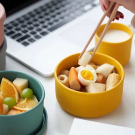 700ml Circular Silicone Lunch Box - Microwave Safe Leakproof Bento Container