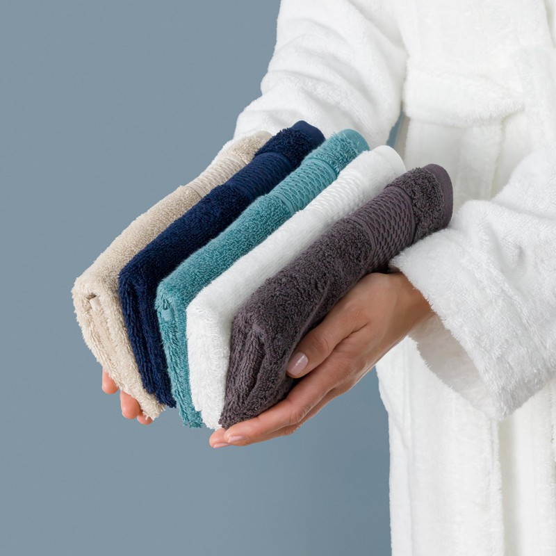 MÖVE Pure Luxury 100% Egyptian Cotton Angora Wash Mitt 15
