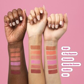 EXTRA PRETTY PRESSED BLUSH - Color: Bright