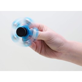 Toyland® Spinnerooz Glitter Hand Spinner Novelty Toy - Fidget Spinner - 5 In 1 - Jump, Bounce, Spin (BLUE)