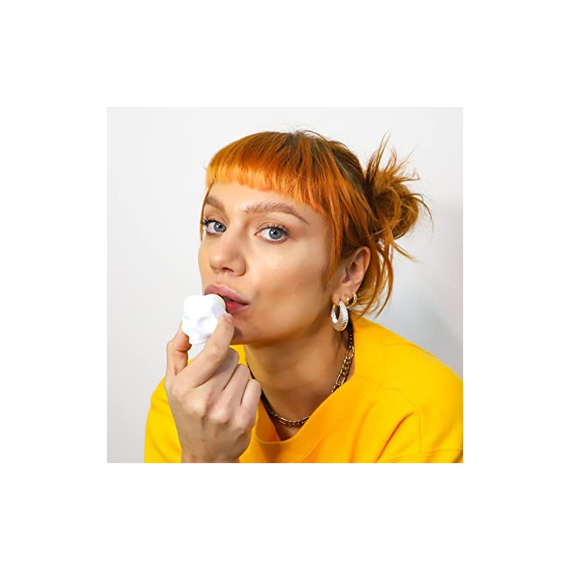 3 Skull-Shaped Lip Balm for Matte Moisturizing - Vitamin E,