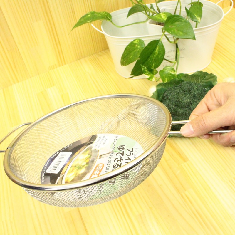 Nichinichi Tools One-Handed Strainer for Frying Pans, 8.7 inches (22