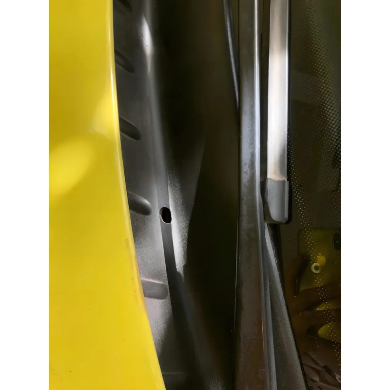 Restaurador De Plasticos Maltratados Para Auto 150g Ns Color Negro