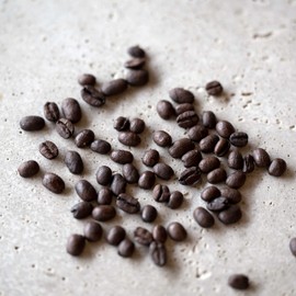 TOKYO COFFEE (Decafe Mocha Blend) Organic, Caffeinated Ethiopian Coffee Beans (Beans, 14.1 oz (400 g)