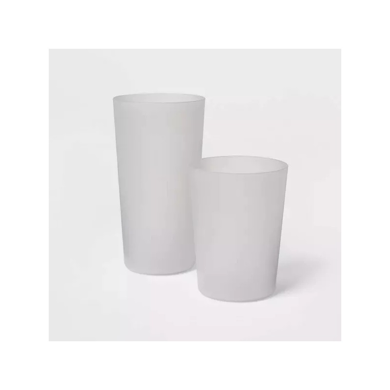 Room Essentials - 20pc plastic dinnerware set - Grey -