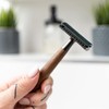 ANYMALE® Safety Razor Made of Walnut Wood - Includes 5