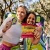 Honey Stinger Fruit Smoothie Chews, color Rojo, 590 gr