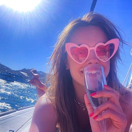 SUNOVELTIES 4 Mixed Pink Style Sunglasses Retro Party Favors Bulk Classic Eyewear Costume Glasses for Women