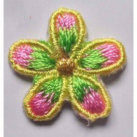 IRON ON PATCH APPLIQUE - FLOWER 3/4" 5 PETAL