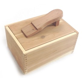 Cedar Elements Shoe Shine Box