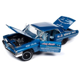 DCD 1962 Pontiac Catalina Diecast Toy Arnie Beswick's Ensign Blue Metallic with Blue White Interior Mr. B's Passionate Poncho