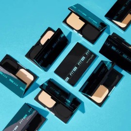 Maybelline Base Maquillaje Polvo Fit Me, control brillo, protector solar, resistente a agua y sudor                                                   