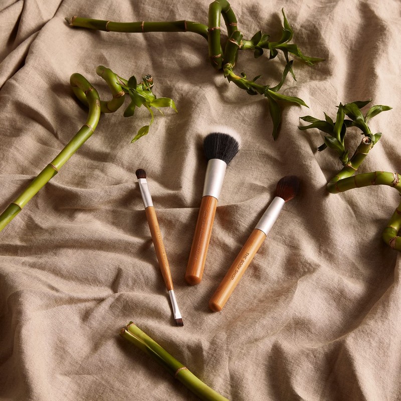 The Body Shop Duo Eyebrow Brush