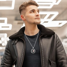 OIDEA Saint Michael Necklace for Men: Silver Tone Stainless Steel St Michael The Archangel Pendant Catholic Religious Protection Amulet Jewelry Gifts for Men and Women