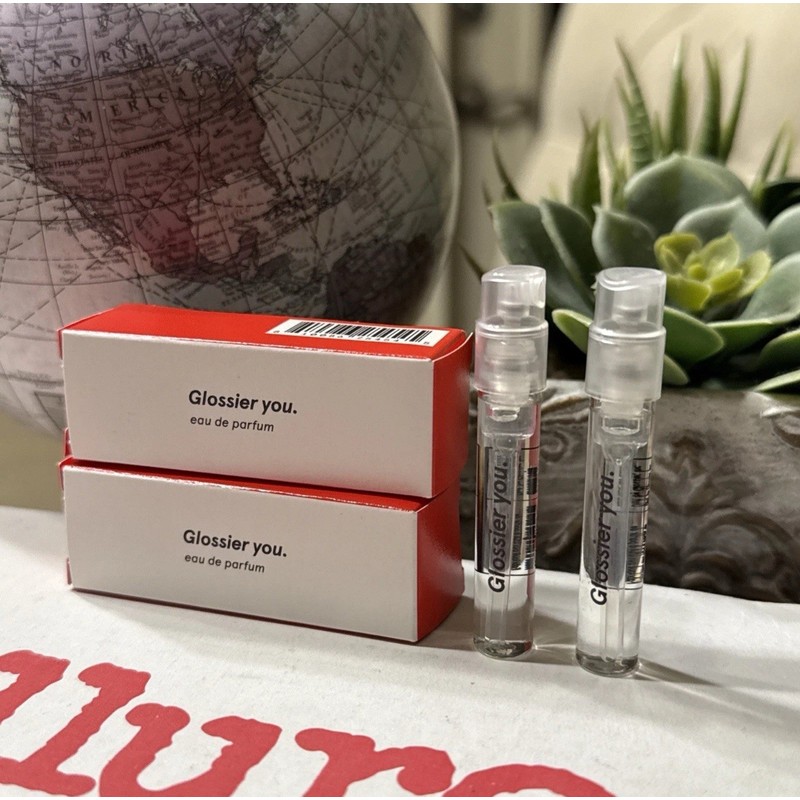Glossier 2 Glossier You Eau De Parfum Sample Spray 1.5ml