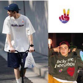 Victory Hand Sign Fingers Embroidered Patch Applique Iron On Sew On Emblem,DIY Clothing Accessories, for Kids,Teens, Adult Clothes Backpack Jacket Jeans T-Shirts Pants