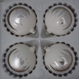 Lauschaer Glas Christmas Tree Baubles Silver with Snow Roof Decoration Pack of 4 Diameter 7 cm Christmas Tree Decorations Mouth-Blown Hand-Decorated