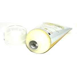 SPAscriptions Spa scriptions Glowing facial scrub w/ Vitamin C, Niacinamide & Pineaple