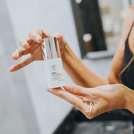 Hd Cosmetic Nox Contorno de Ojos 20 Ml Cuidado Antioxidante Uso Diario                                                                                