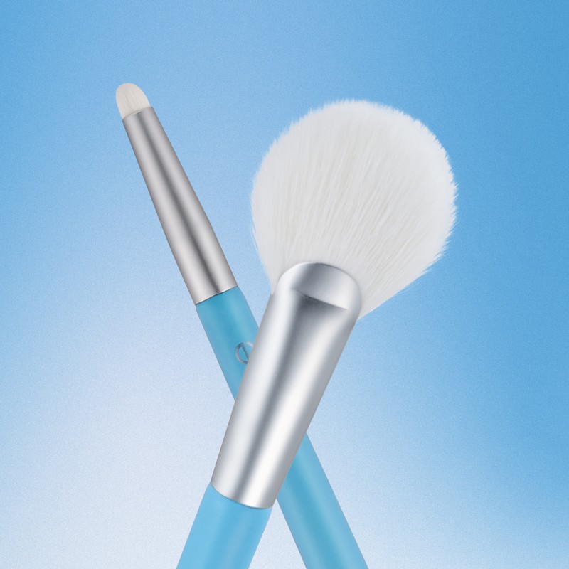 fwee Featherlike Dual Highlighter Brush - fwee Featherlike Dual Highlighter