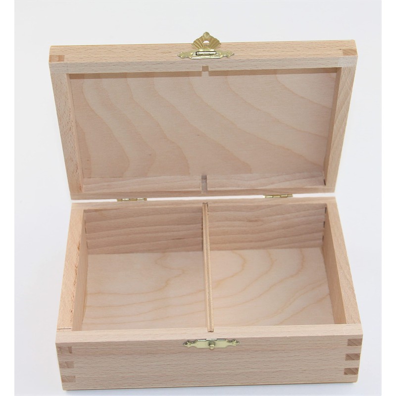 Weiblespiele 01017 Chess Figures Plastic 90 mm in Beech Cassette