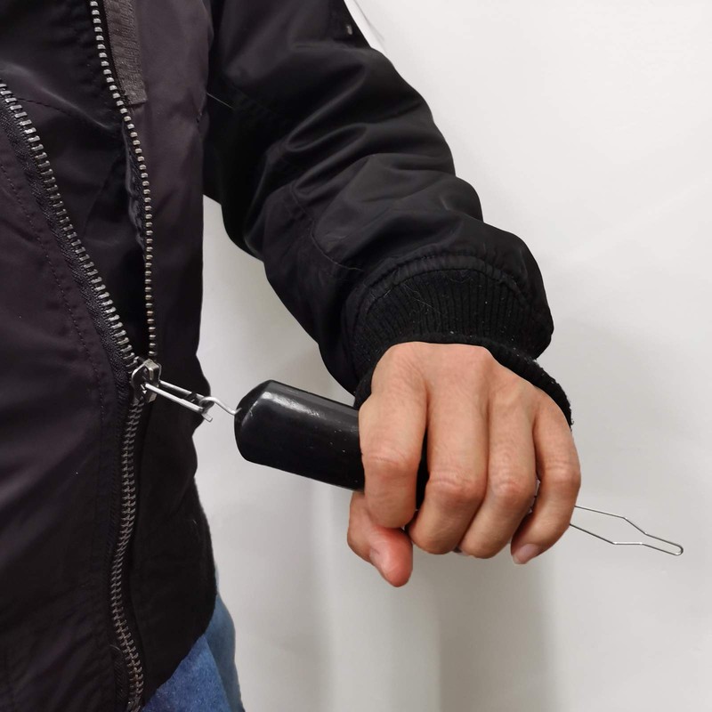 Daily Treasures Button Hook and Zipper Pull Helper with 8Pcs