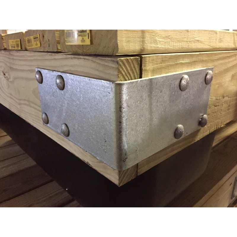 Dock Hardware Galvanized Outside Corner DH-E