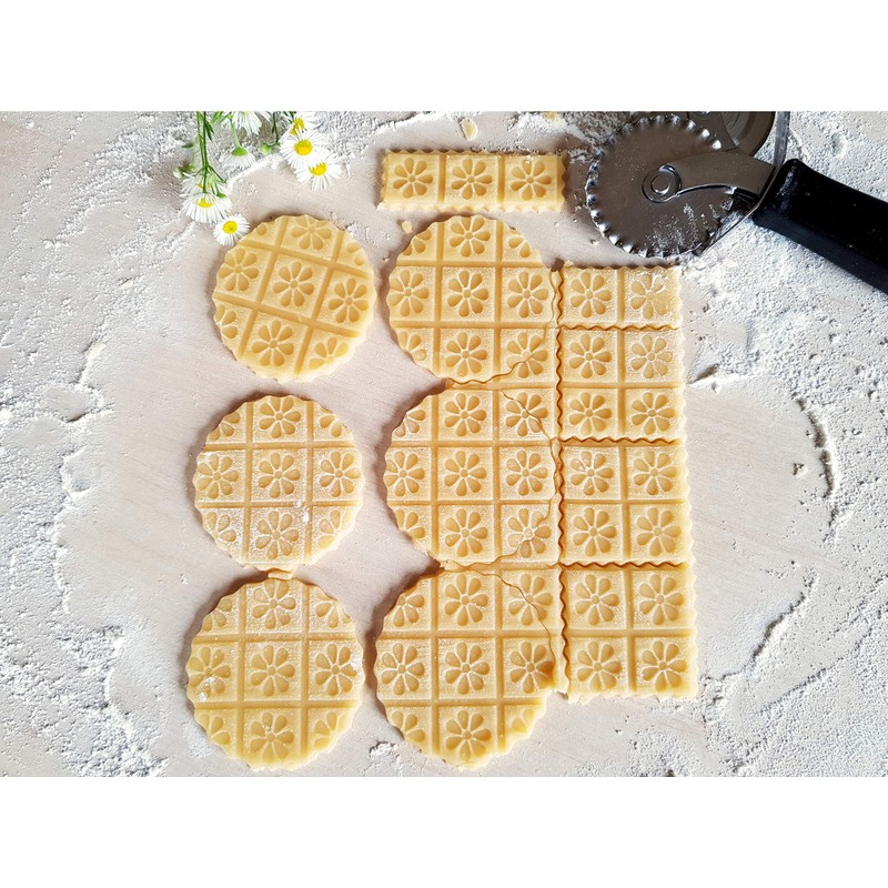 Algis Crafts Camomile Rolling Pin for Homemade Pastry Rolling Pin