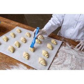 Kyowa Clean 55230 Vikan Pastry Brush, White, Brush, Colorful, Shedding, Durable, Heat Resistant, Chemical Resistant, Ergonomic Design, Easy to Use, Perfect for Delicate Application and Cleaning, 1.2 inches (30 mm)