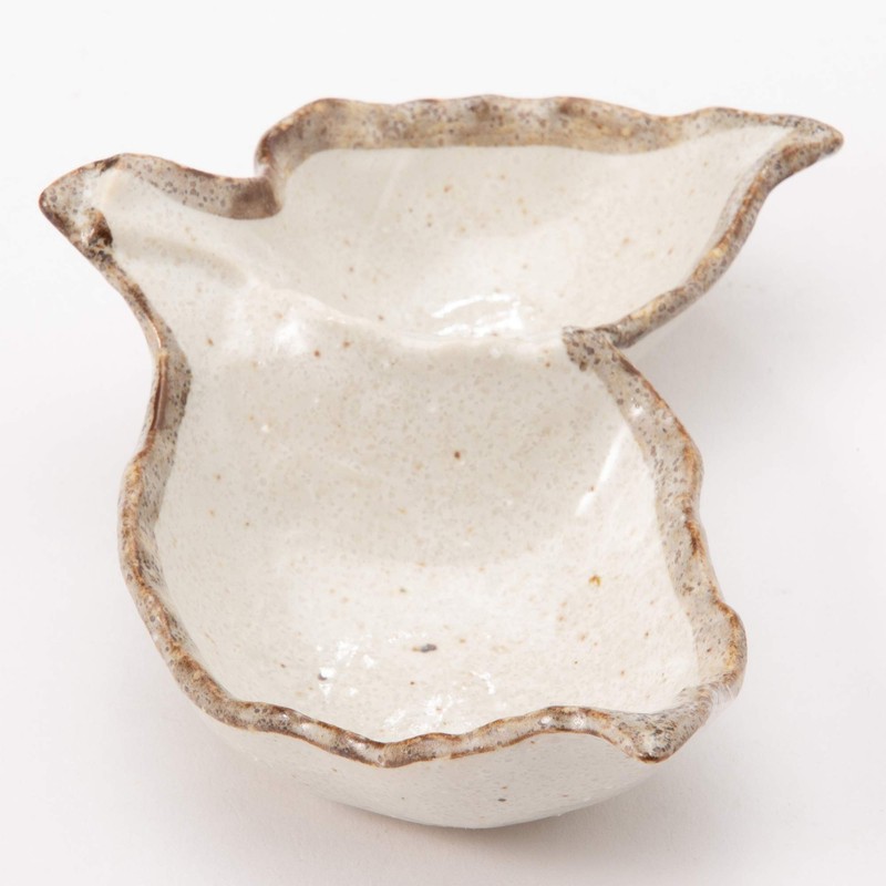 Mino Ware White Karatsu Futatsuba Condiment K43280