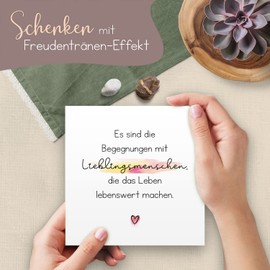 ARTFAVES® Wooden Picture with Saying “Es sind die Begegnungen mit Lieblingsmenschen”, Decorative Gift for Friendship/Love/Family/Size: 14.8 x 14.8 cm