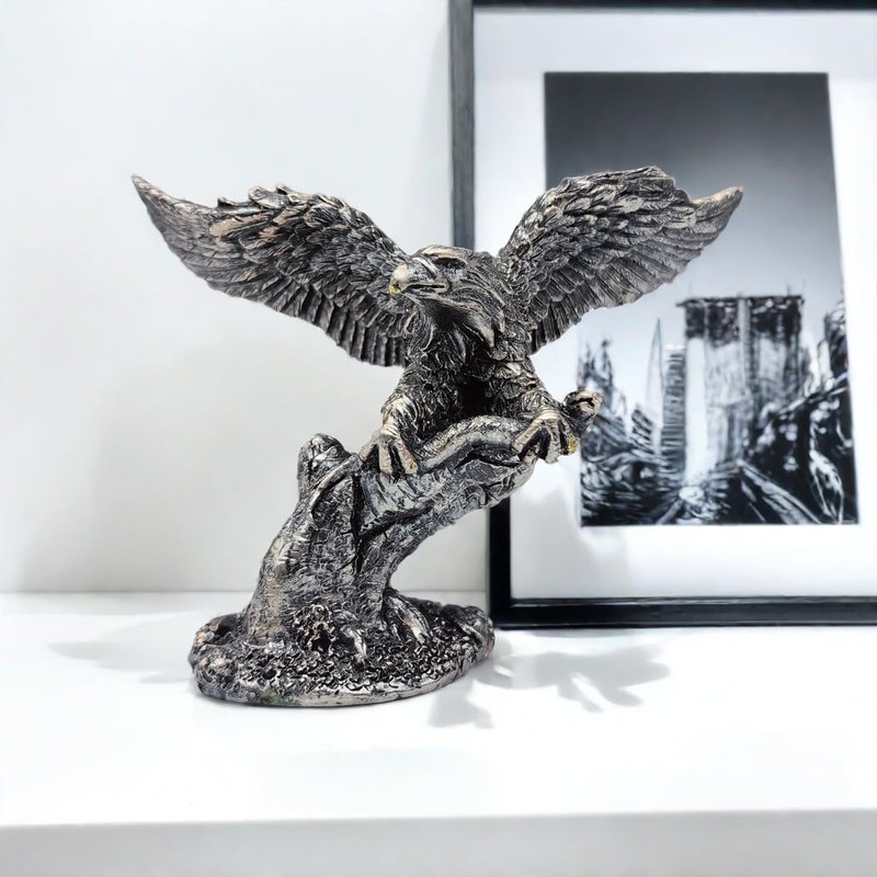 Hosoncovy Small Eagle Figurine Ornament Resin Eagle Sculpture Eagle Statue