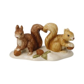 Goebel 66-704-48-1 Squirrel Foraging Winter Forest Made of Stoneware Height 4 cm