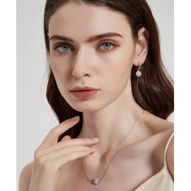 CNUGGCH Moissanite Pendant Necklaces for Women 0.5Ct-7.6Ct Jewelry for Wife Her Mom Daughter Girlfriend Birthday Wedding Anniversay Engagements Gift for Wife Christmas Valentine Day Mothers Day Gifts