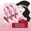 Vaseline Emily in Paris Bálsamo Labial Color Rojo, 3.0g