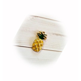 The New Pineapple Fruit Charm Pendant Gold Enamel Fruit Charm Lucky Pineapple Fruit 24Mm Ideal for Creating Unique Accessories and Decorations TANI1A00208
