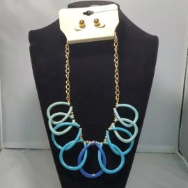 Devan aqua blue gold metal chain necklace and earing set NWT