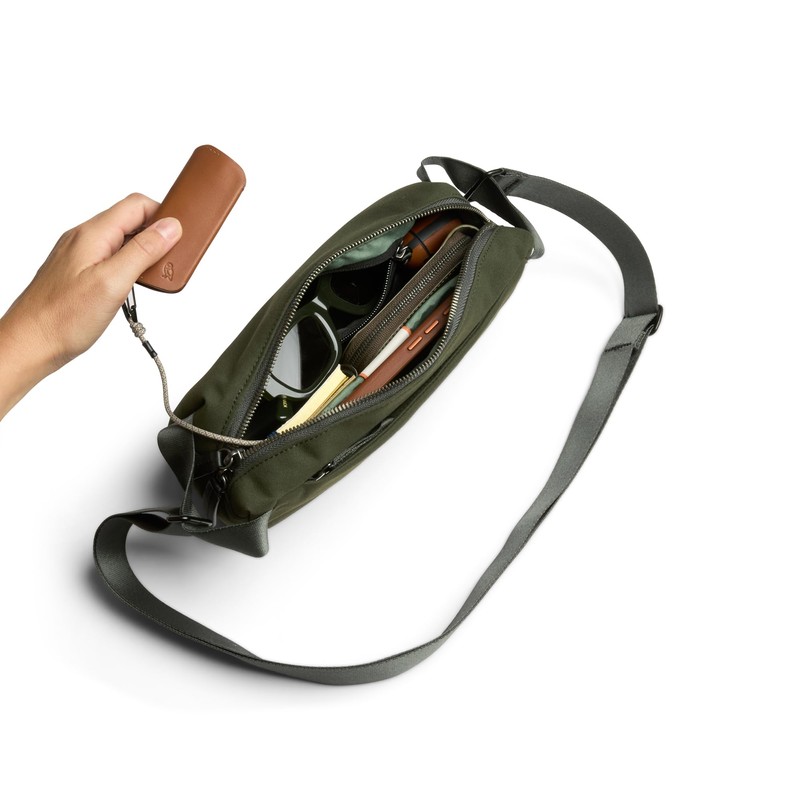 Bellroy Classic Sling (Everyday Minimalist 3L Crossbody Bag with Internal