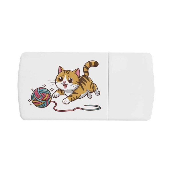 'Playful Cat' Pill Box with Tablet Splitter (PI00031583)