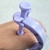 Hand Massager Clamp Hand Hapgok Acupressure Massager Foot massager light gray 4ea