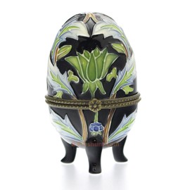 Old Tupton Ware Morris Leaf Design, standing egg shaped hinged trinket box