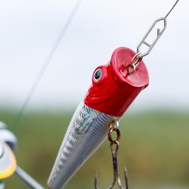 Desenda 50 PCS Fishing Power Speed Clips, Strong Stainless Steel Lure Quick Snaps Connector Tackle for Fishing Lure Crankbait Popper Corks Rigs Quick Change Freshwater Saltwater - M